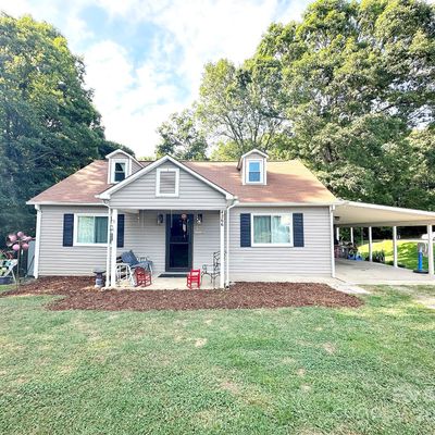 4266 Smokey Creek Rd, Lenoir, NC 28645