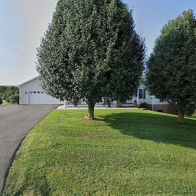 429 Stone Brook Dr, Galax, VA 24333