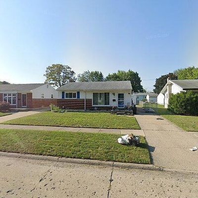 510 Sonia Ave, Madison Heights, MI 48071