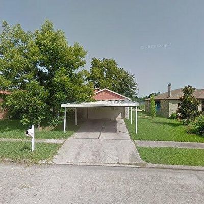 5105 Deborah Ln, Baytown, TX 77521