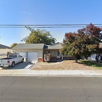 511 Park Ave, Manteca, CA 95337