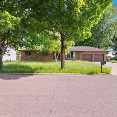 512 4 Th St Nw, New Richland, MN 56072