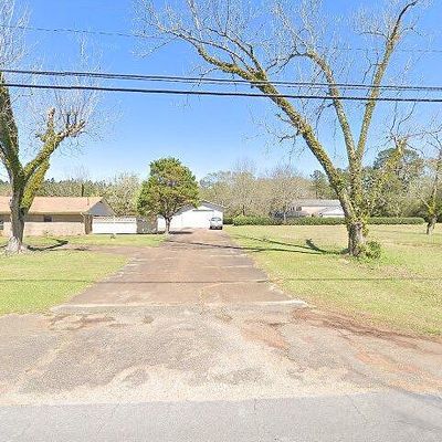 515 Border Ave W, Wiggins, MS 39577