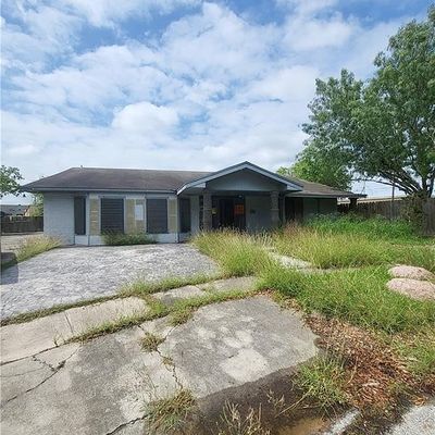 5201 Hitching Post Ln, Corpus Christi, TX 78415