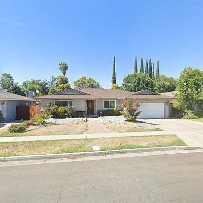 524 E Sample Ave, Fresno, CA 93710