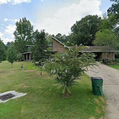 525 Azalea Ave, Pineville, LA 71360