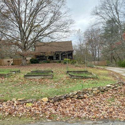 525 Middle Rd, Lookout Mountain, GA 30750