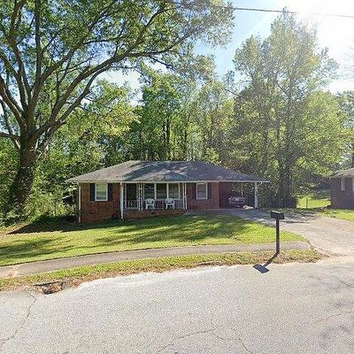 5256 Sanders Rd, Morrow, GA 30260