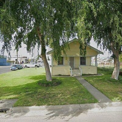 526 W 6 Th St, Hanford, CA 93230