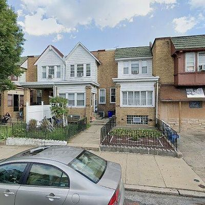 5305 Oakland St, Philadelphia, PA 19124