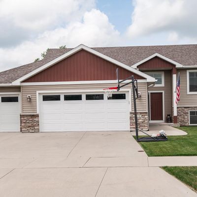 531 Towne Dr Ne, Byron, MN 55920