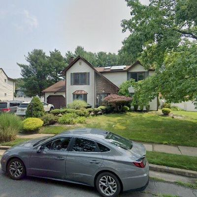 54 Wetherhill Way, Dayton, NJ 08810