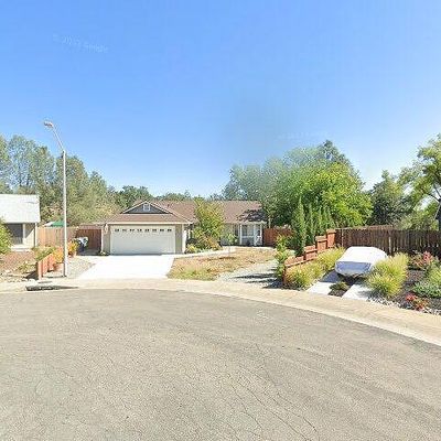 541 Arbuckle Ct, Redding, CA 96003