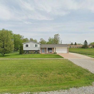 5460 Maybee Rd, Clarkston, MI 48346