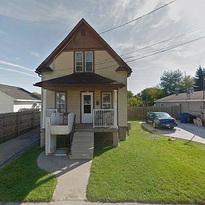 548 Grand St, Oshkosh, WI 54901