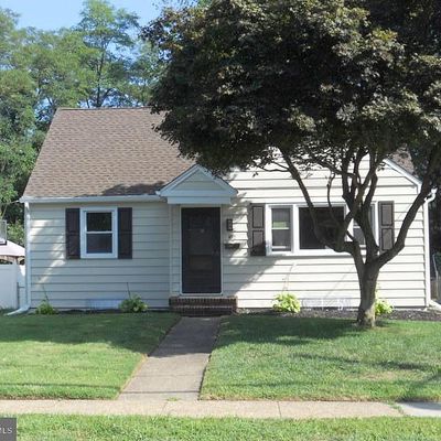 491 Thomas Ave, Barrington, NJ 08007