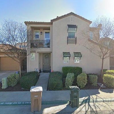 4918 Ocean Ln, Elk Grove, CA 95757