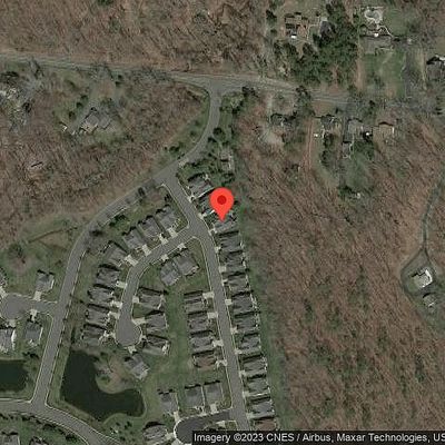 5 Exeter Dr, Freehold, NJ 07728