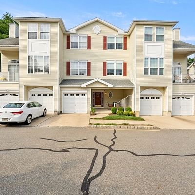 5 Hancock Dr, Morristown, NJ 07960