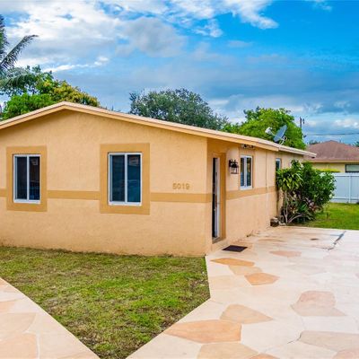 5019 Sw 24 Th St, West Park, FL 33023