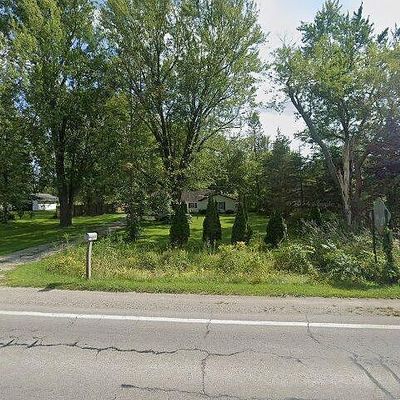 5051 Griswold Rd, Kimball, MI 48074