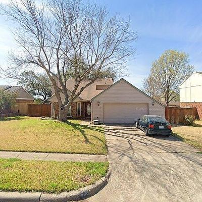 506 Caraway Ln, Euless, TX 76039