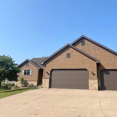 506 Ironwood Ave Ne, New Prague, MN 56071