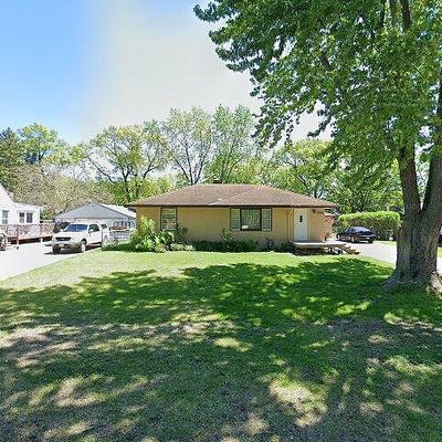 5060 Sunnyside Rd, Saint Paul, MN 55112