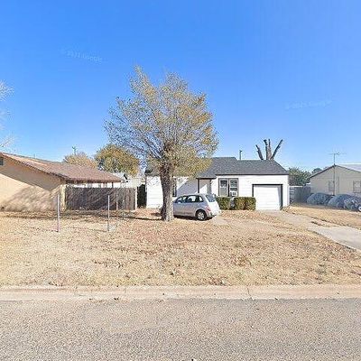 507 Clark Ave, Stinnett, TX 79083