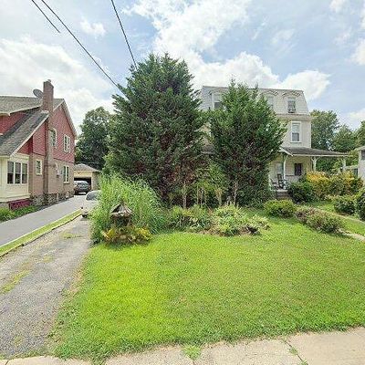 60 S Clifton Ave, Aldan, PA 19018