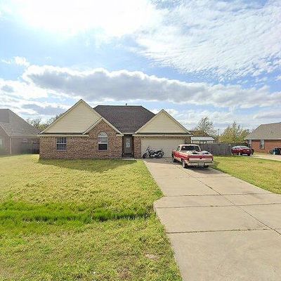 602 Stewart Dr, Marion, AR 72364