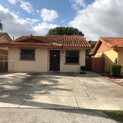 6020 W 22 Nd Ln, Hialeah, FL 33016