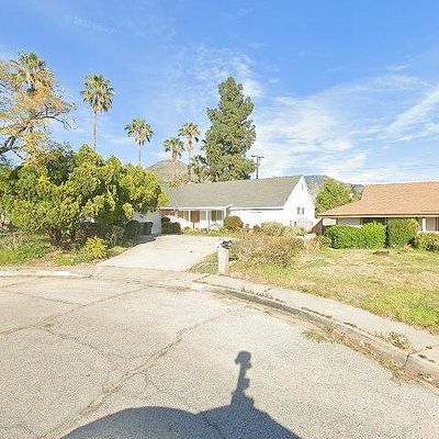 6061 Mirada Ct, Highland, CA 92346