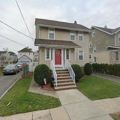 61 Chestnut St, Ridgefield Park, NJ 07660