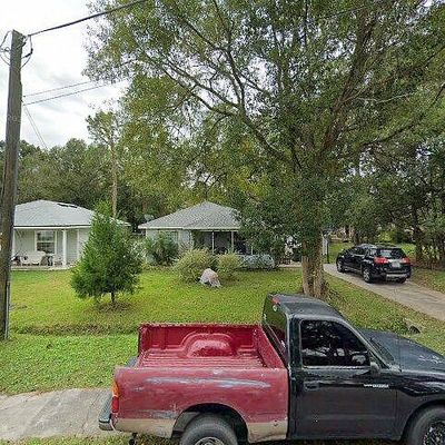 620 Oliver St W, Jacksonville, FL 32234