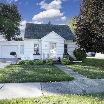 623 E Goodall St, Appleton, WI 54915