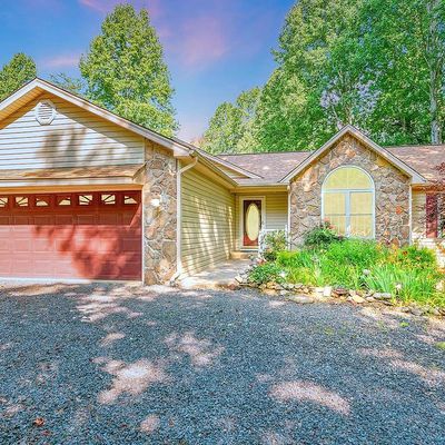 624 Harrison Cir, Locust Grove, VA 22508