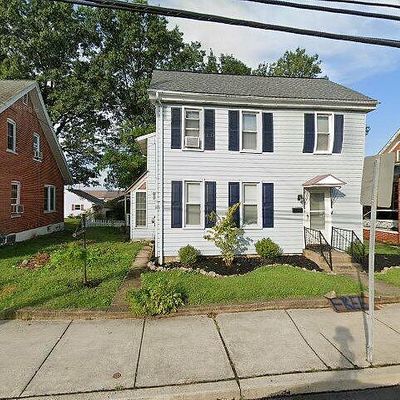 627 Main St, Pennsburg, PA 18073