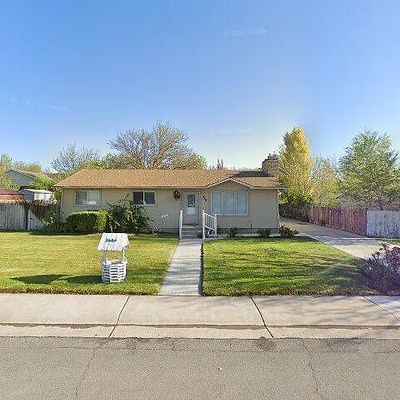 636 W Ogden Dr, Richfield, UT 84701