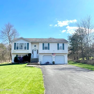 64 Pautuxent Trl, Albrightsville, PA 18210