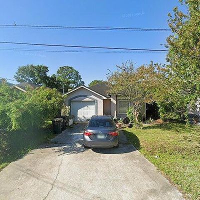 64 W 13 Th St, Atlantic Beach, FL 32233