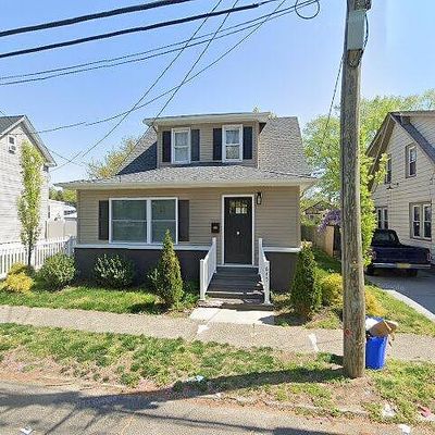 645 N Delaware St, Paulsboro, NJ 08066