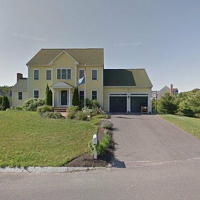 65 Longview Dr, Bridgewater, MA 02324