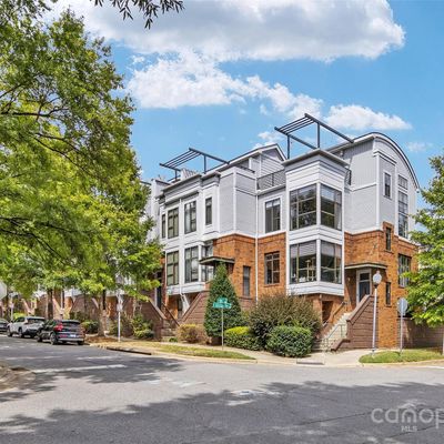 651 E 10 Th St, Charlotte, NC 28202