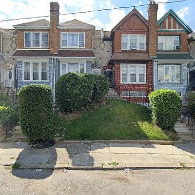 6536 N 18 Th St, Philadelphia, PA 19126