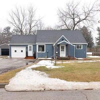 558 W 3 Rd St, New Richmond, WI 54017