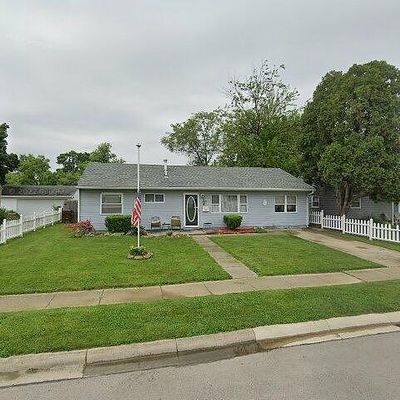 57 Thornton Dr, Fairborn, OH 45324