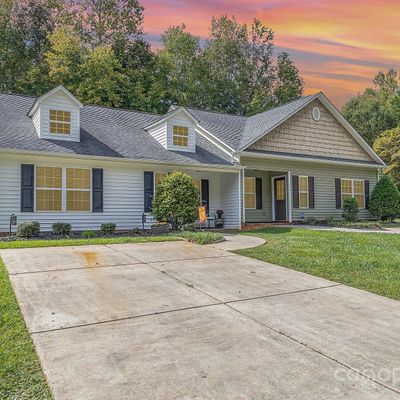 571 Weavers Xing, Fort Mill, SC 29715