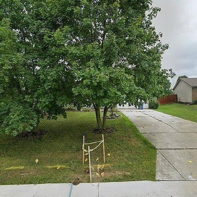 5714 Horseshoe Bnd, Fort Wayne, IN 46825