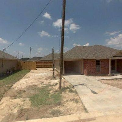 5725 Springfield Cir S, Lumberton, TX 77657